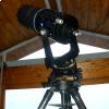 Un telescopio all'Osservatorio Starlight Reserve Costiera Amalfitana
